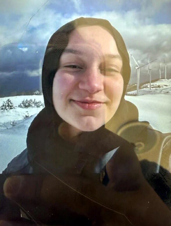 G4Dp6 Tq W Y A A U30 D