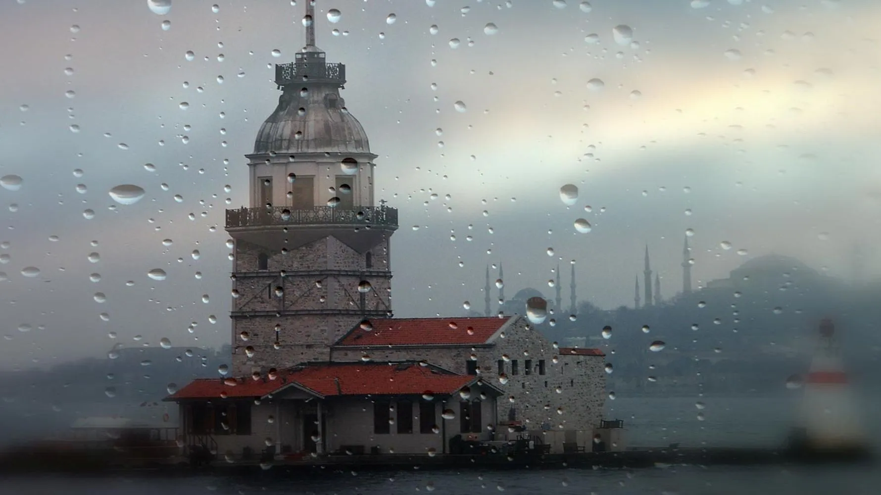 Istanbul Yagmur