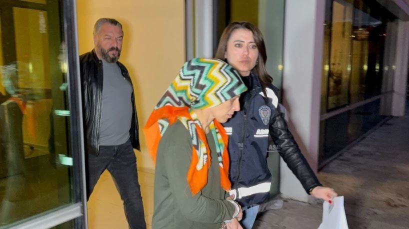 Kadın Cop