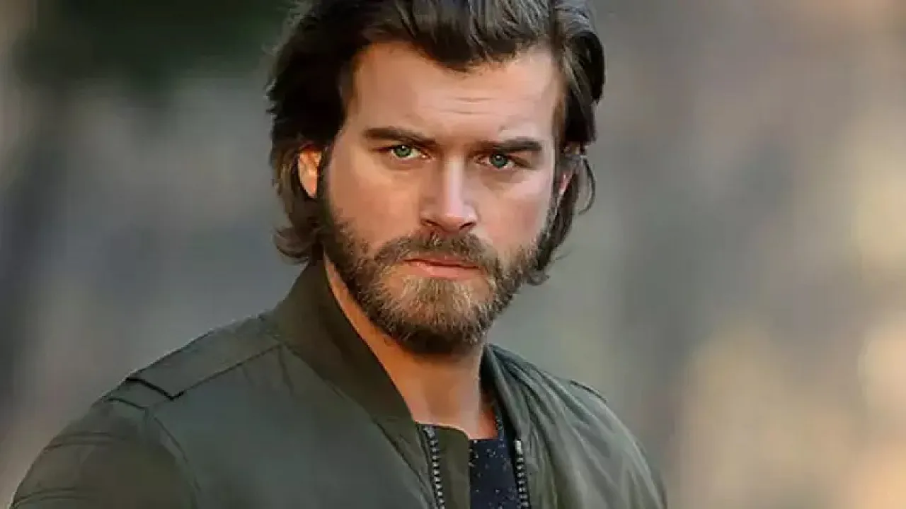 Kivanc Tatlitug Hangi Universi 4701F4