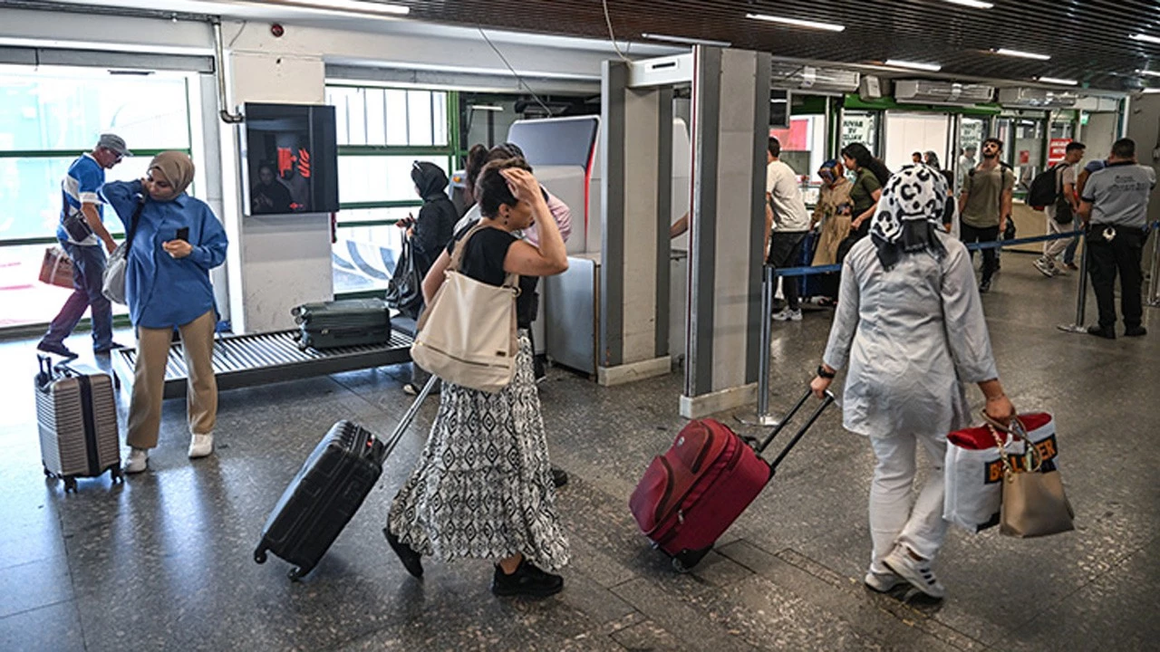 Metro Istanbuldan Valiz Karari Agirlik Siniri Ve Ek Ucret Getirildi Wkm0 Cover