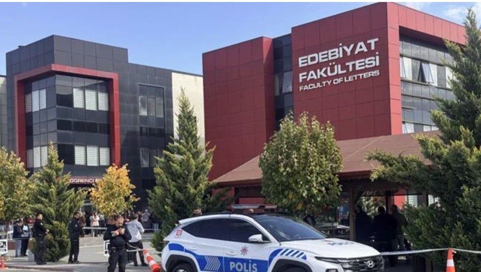 Erciyes Üniversitesi önünde bir kadın tüfekle öldürüldü! Okuldan yapılan açıklamaya tepki yağdı