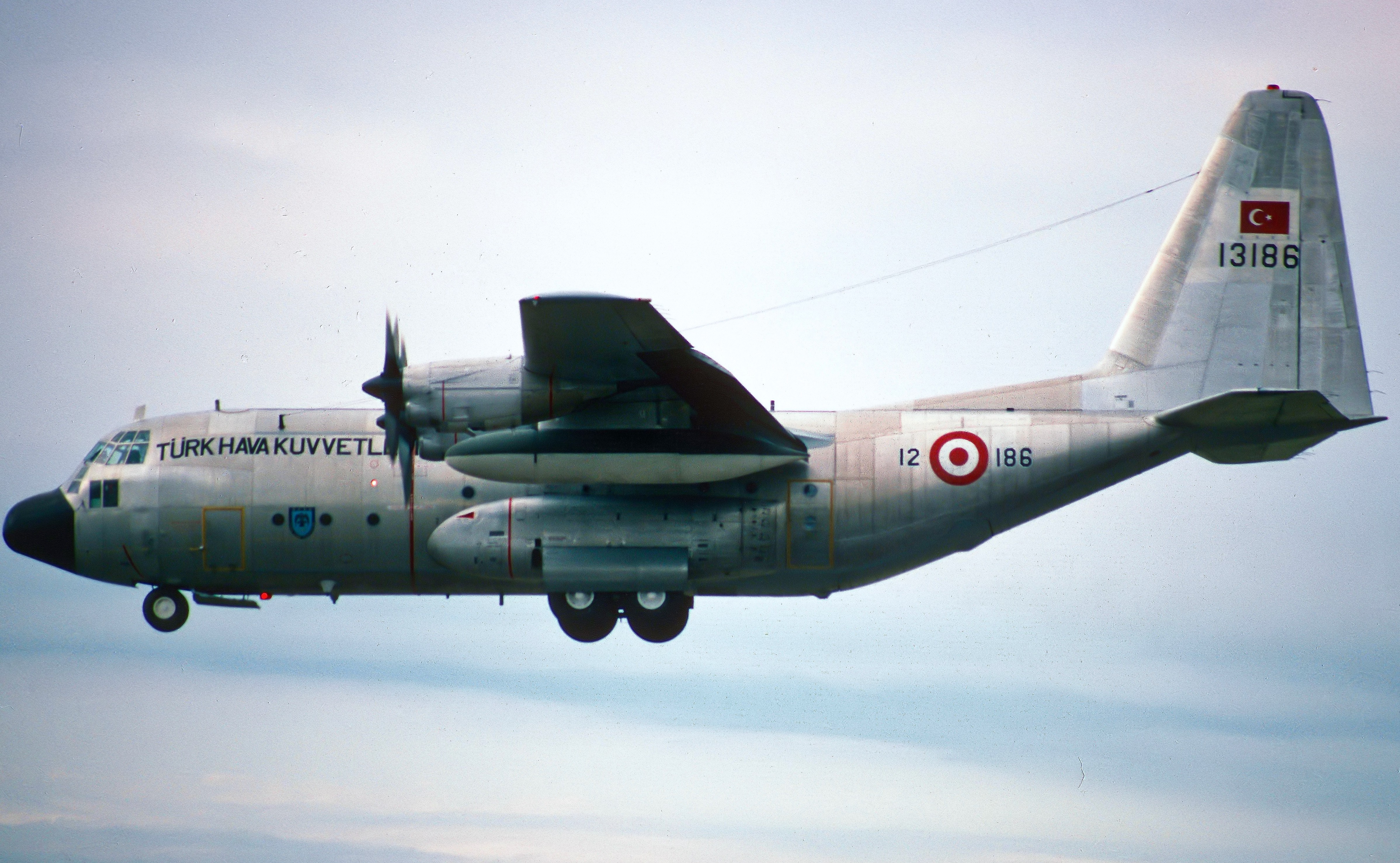 63 13186 C 130 E Turkish Air Force R A F Fairford 21.7.95