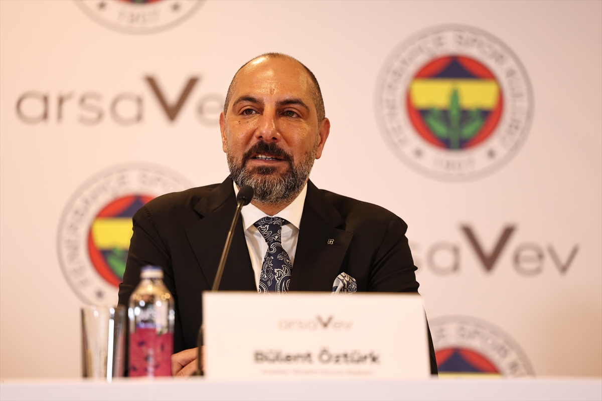 A A 20251103 39601808 39601801 F E N E R B A H C E K A D I N F U T B O L T A K I M I I L E A R S A V E V S P O N S O R L U K A N L A S M A S I Y A P T I