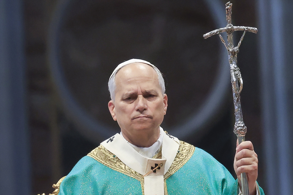 A A 20251116 39722510 39722496 P A P A 14 L E O V A T I K A N D A D U Z E N L E N E N Y O K S U L L A R J U B I L E S I A Y I N I N I Y O N E T T I