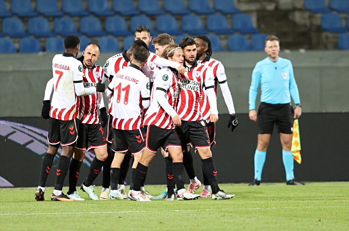 A A 20251127 39829507 39829490 B R E I D A B L I K S A M S U N S P O R-2