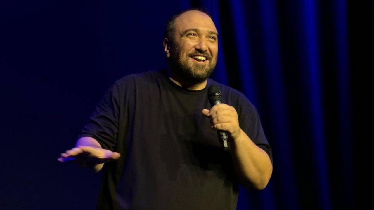 Deniz Bagdas Ozgur Turhan In Kendisine Yasattiklarini Anlatti Cakiyi Dogrultarak Sebep Mi Istiyorsun Dedi