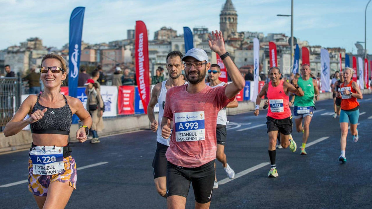 Istanbul Maratonu Icin Pazar Gunu Bazi Yollar Kapatilacak