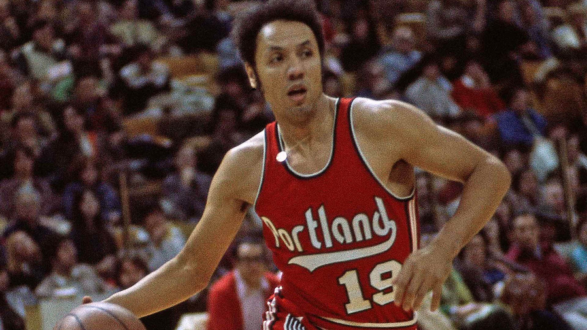Lenny Wilkens Driving Blazers