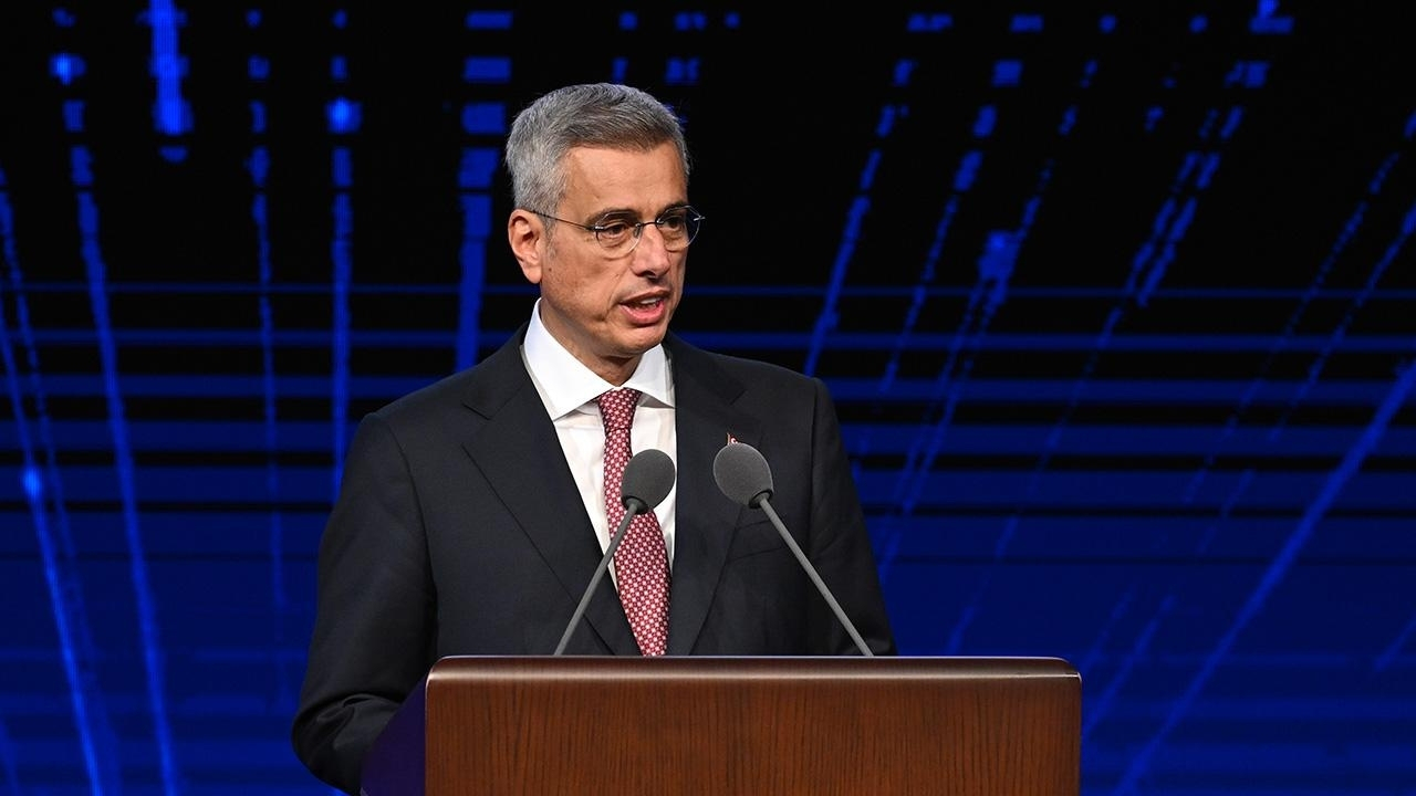 Saglik Bakani Kemal Memisoglu