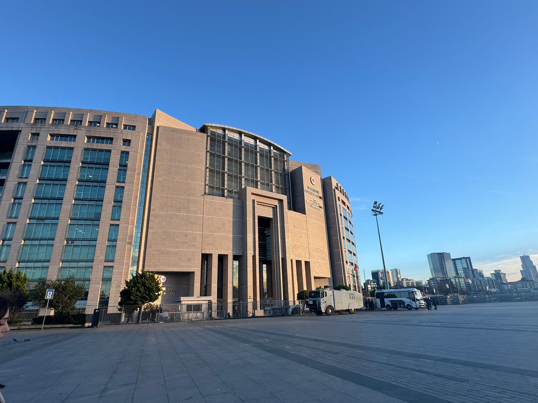 Whatsapp Image 2025 11 27 At 17.28.10