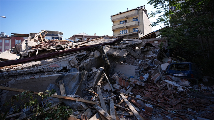 Thumbs B C 5D0Ebbaca9638199827E2D6C9Bdead7D