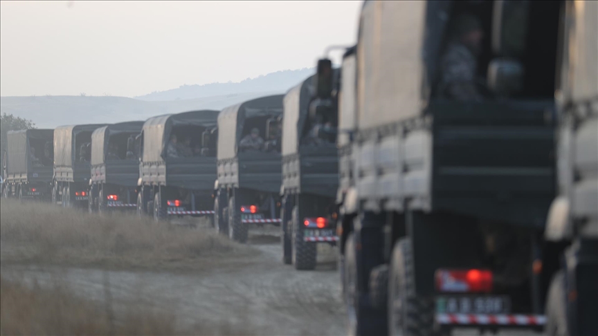 Thumbs B C 96A43Ca9B56798C71A142F0A847Ed3Ce-1