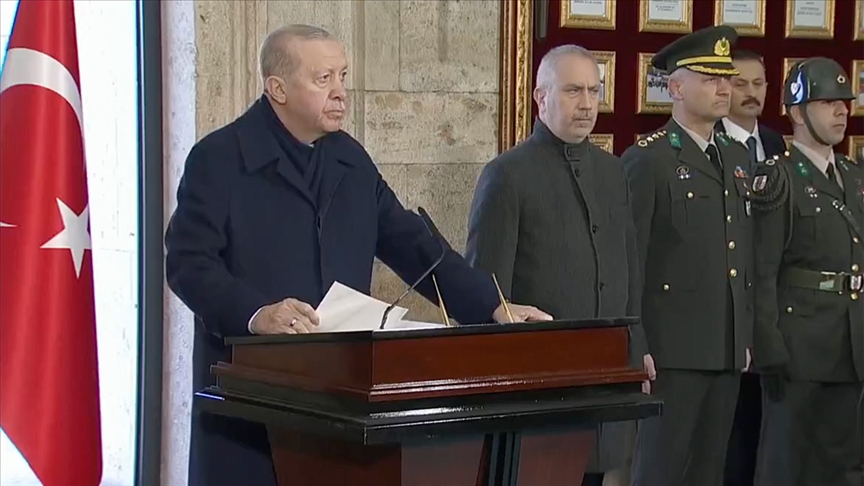 Thumbs B C Adb3F466772272728698318E006B5679-1