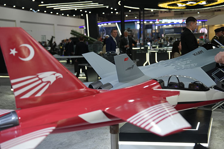 02.06 13 1 New Folder (5) 20251203 2 71906900 119805607