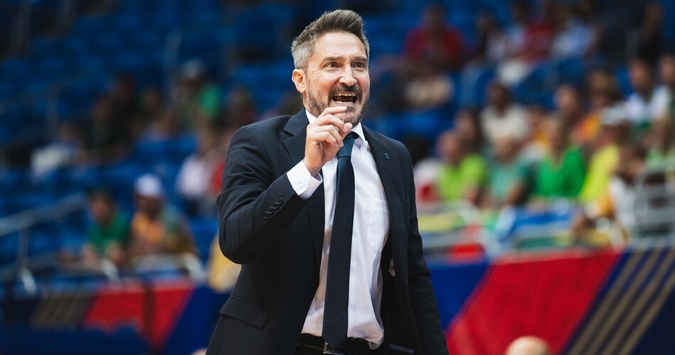 0A7Ae629 Gianmarco Pozzecco Italian National Team Fiba Olympic Qualifying Tournament Puerto Rico 2024