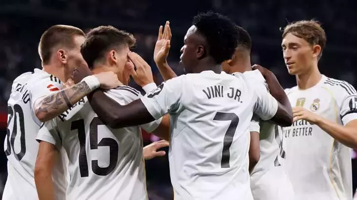 6946A75Bb72D8E1Edd63B383