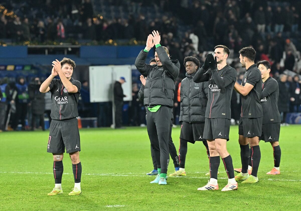 A A 20251126 39817229 39817227 P S G T O T T E N H A M