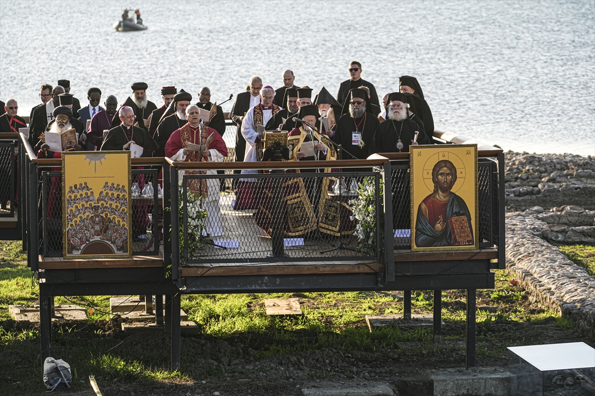 A A 20251128 39837079 39837068 V A T I K A N D E V L E T B A S K A N I P A P A 14 L E O I Z N I K T E