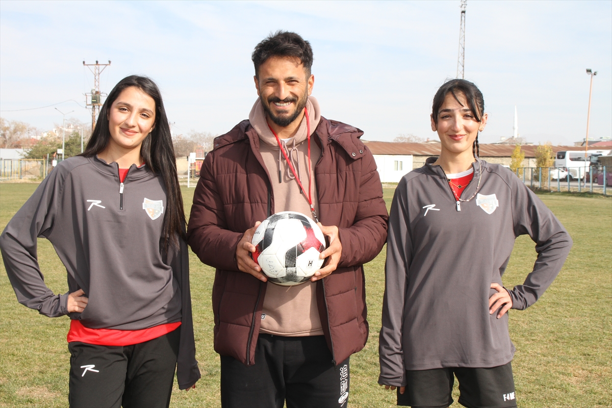 A A 20251206 39905976 39905975 A Y N I T A K I M D A T O P K O S T U R A N I K I Z K I Z L A R I N H E D E F I M I L L I F O R M A Y I G I Y M E K