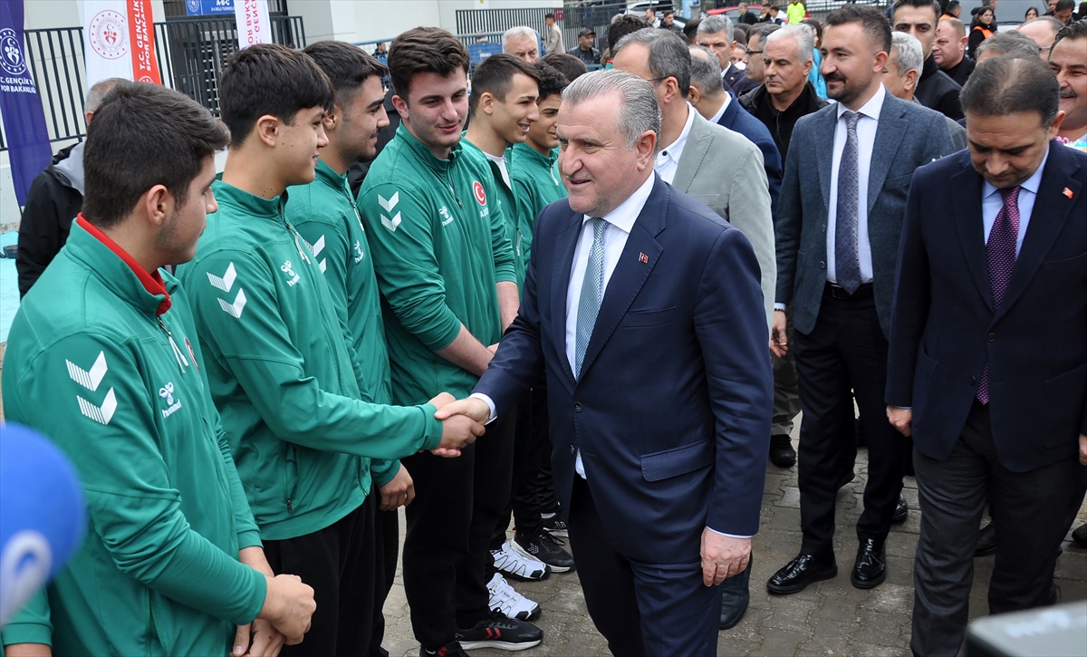 A A 20251206 39908148 39908139 G E N C L I K V E S P O R B A K A N I B A K M A N I S A D A N A Z I M Y A V U Z I L C E S T A D I N I N A C I L I S I N I Y A P T I