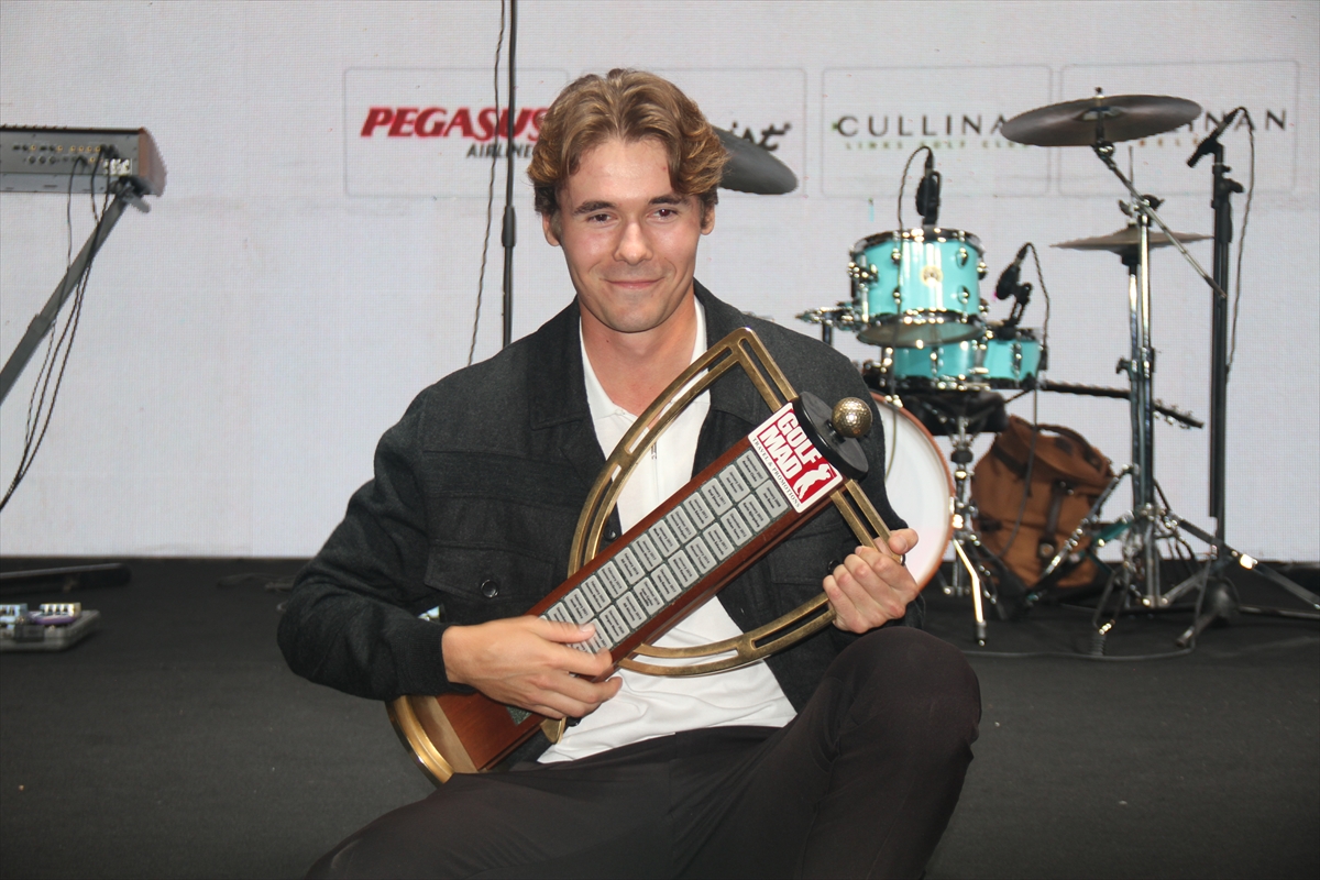 A A 20251206 39911450 39911440 32 G O L F M A D T U R N U V A S I S O N A E R D I