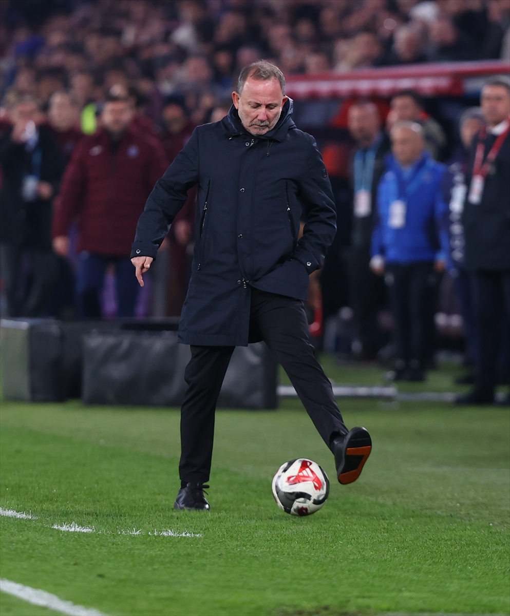 A A 20251214 39981425 39981414 T R A B Z O N S P O R B E S I K T A S