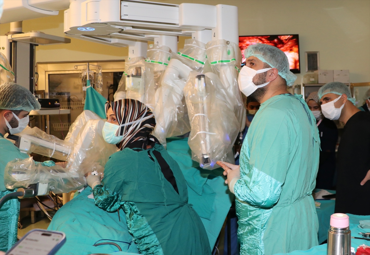 A A 20251217 40005139 40005137 E R Z U R U M S E H I R H A S T A N E S I N D E R O B O T I K C E R R A H I Y O N T E M I Y L E I L K G O G U S A M E L I Y A T I G E R C E K L E S T I R I L D I