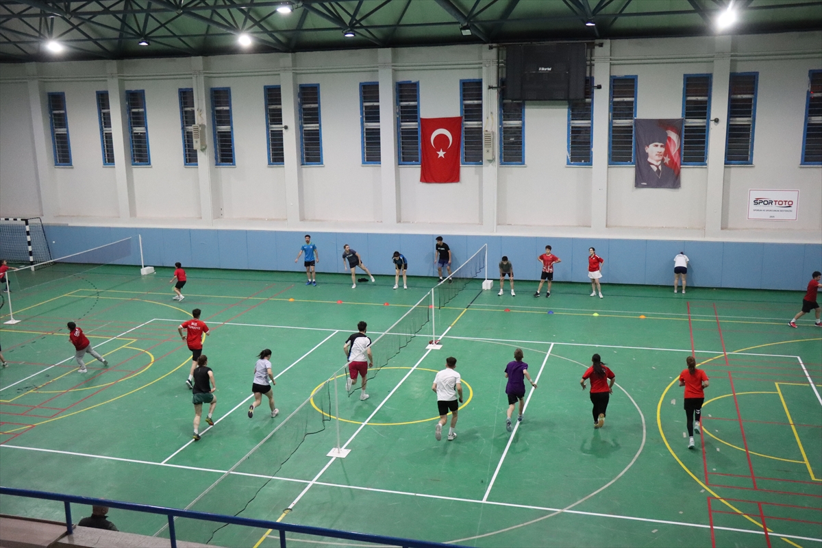 A A 20251228 40097035 40097019 E R Z I N C A N Y E T I S T I R D I G I M I L L I S P O R C U L A R L A B A D M I N T O N D A K I B A S A R I C I T A S I N I Y U K S E L T I Y O R-1