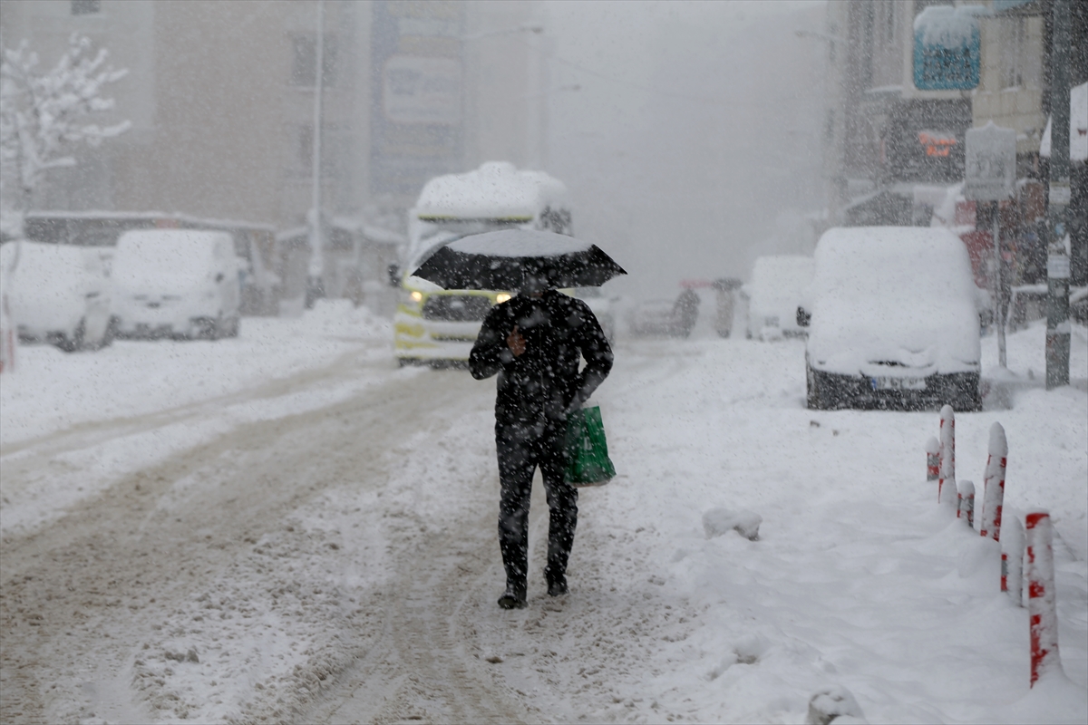 A A 20251228 40097100 40097094 V A N D A K A R Y A G I S I