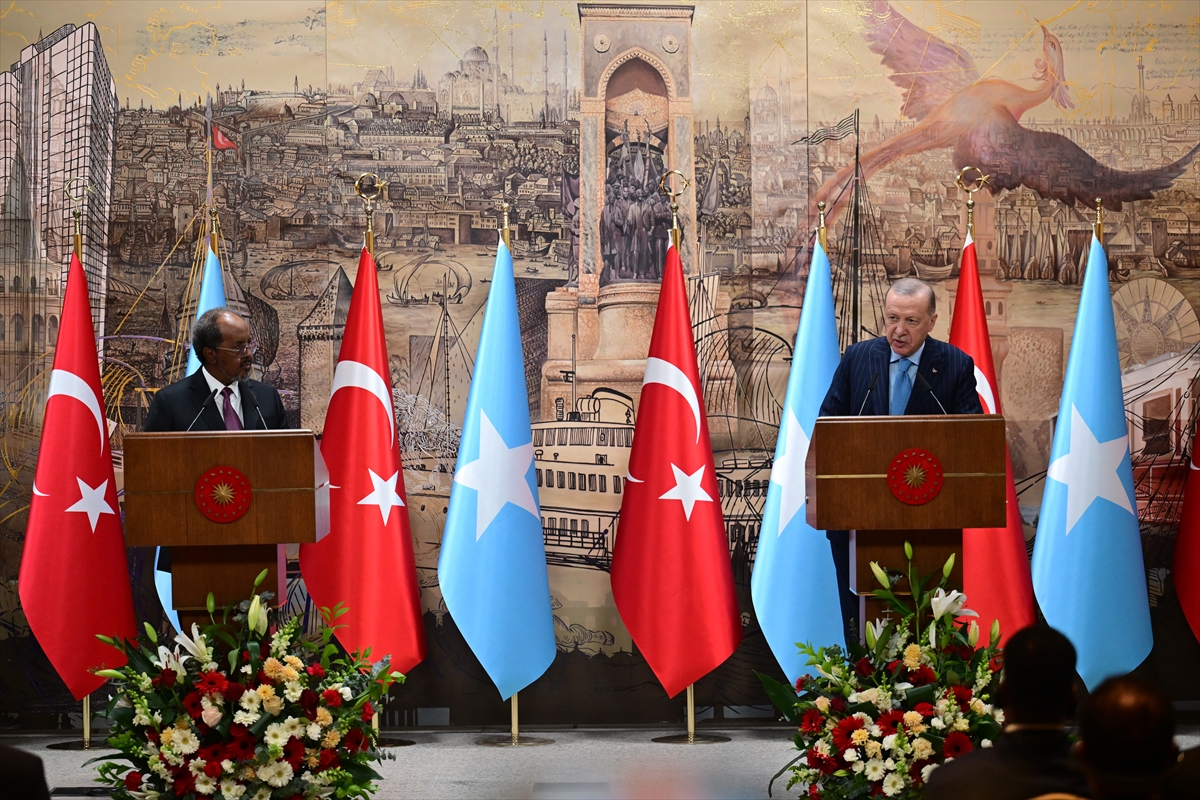 A A 20251230 40116292 40116285 C U M H U R B A S K A N I E R D O G A N V E S O M A L I C U M H U R B A S K A N I M A H M U D O R T A K B A S I N T O P L A N T I S I D U Z E N L E D I