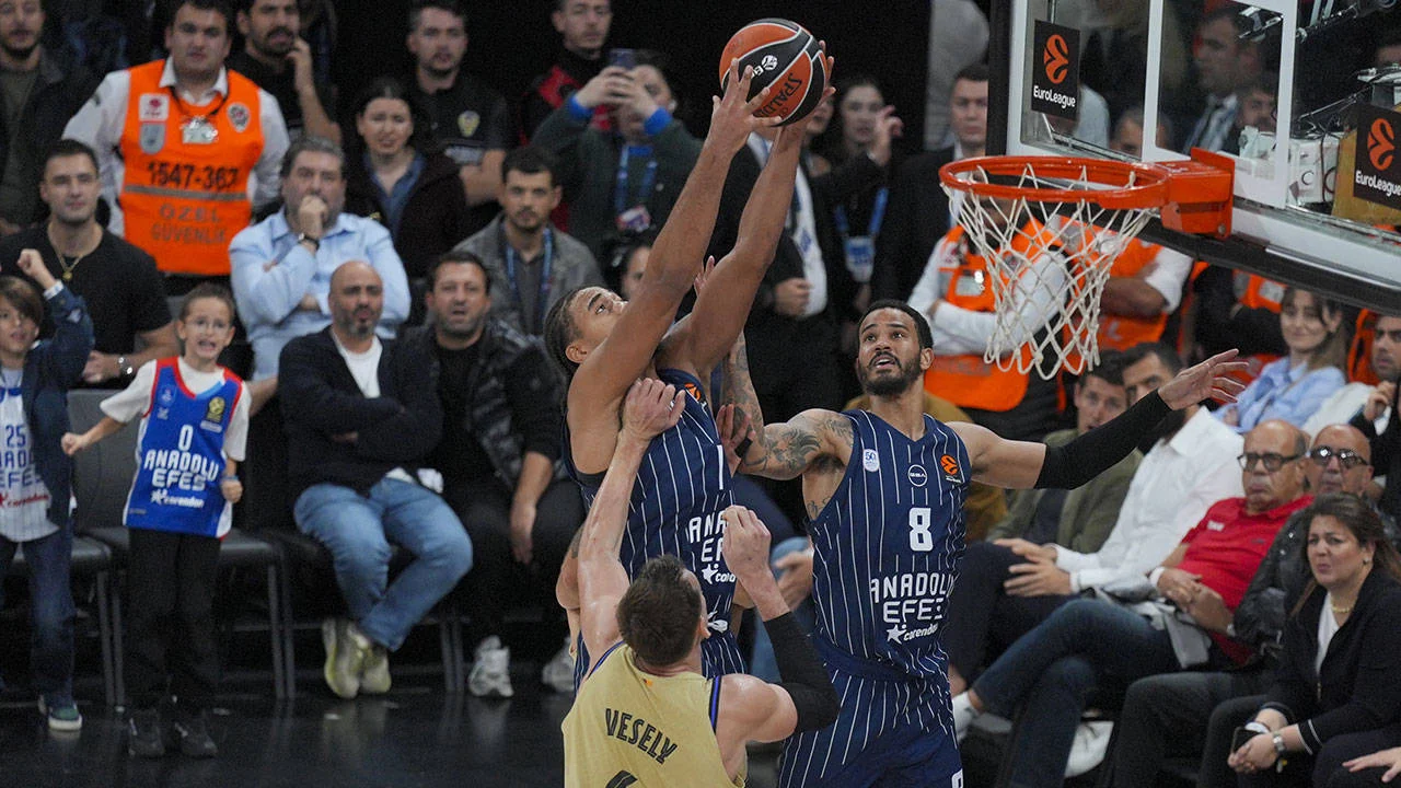 Anadolu Efes Euroleague De Cikis Ariyor