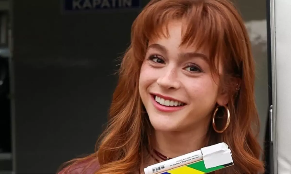 Asena Keskinci Kimdir