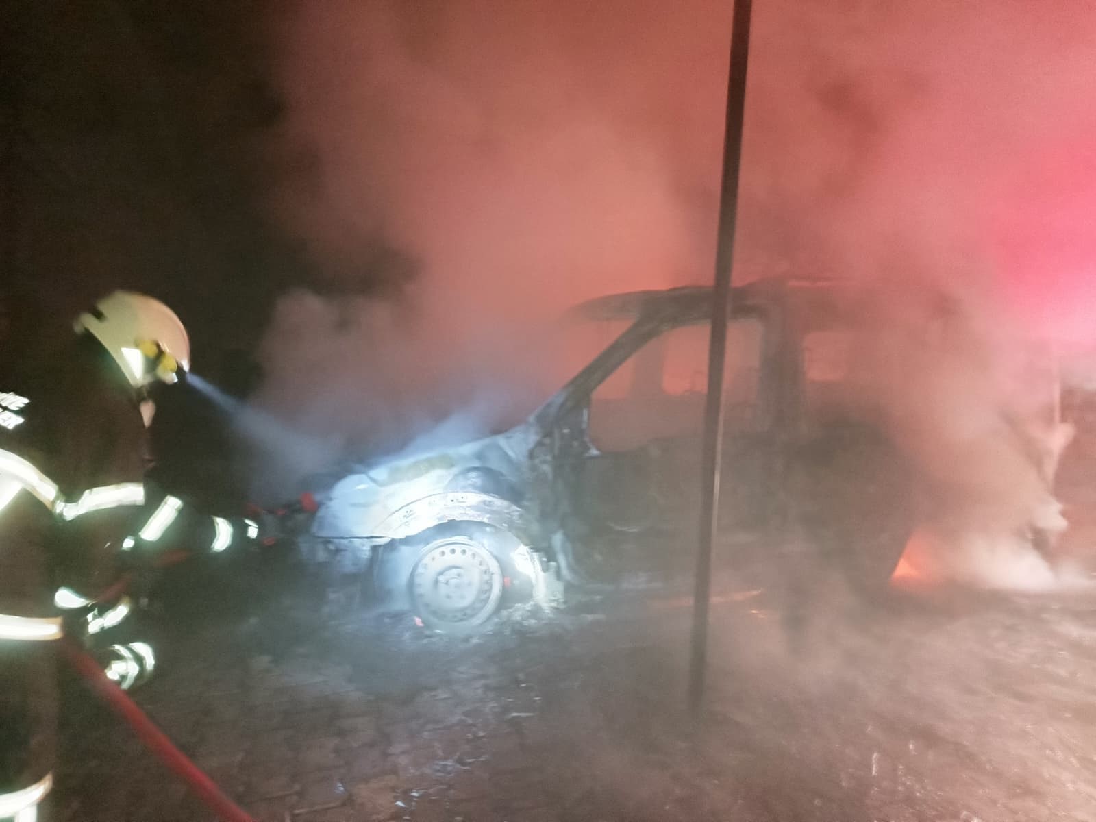 Yangınının çıktığı ev