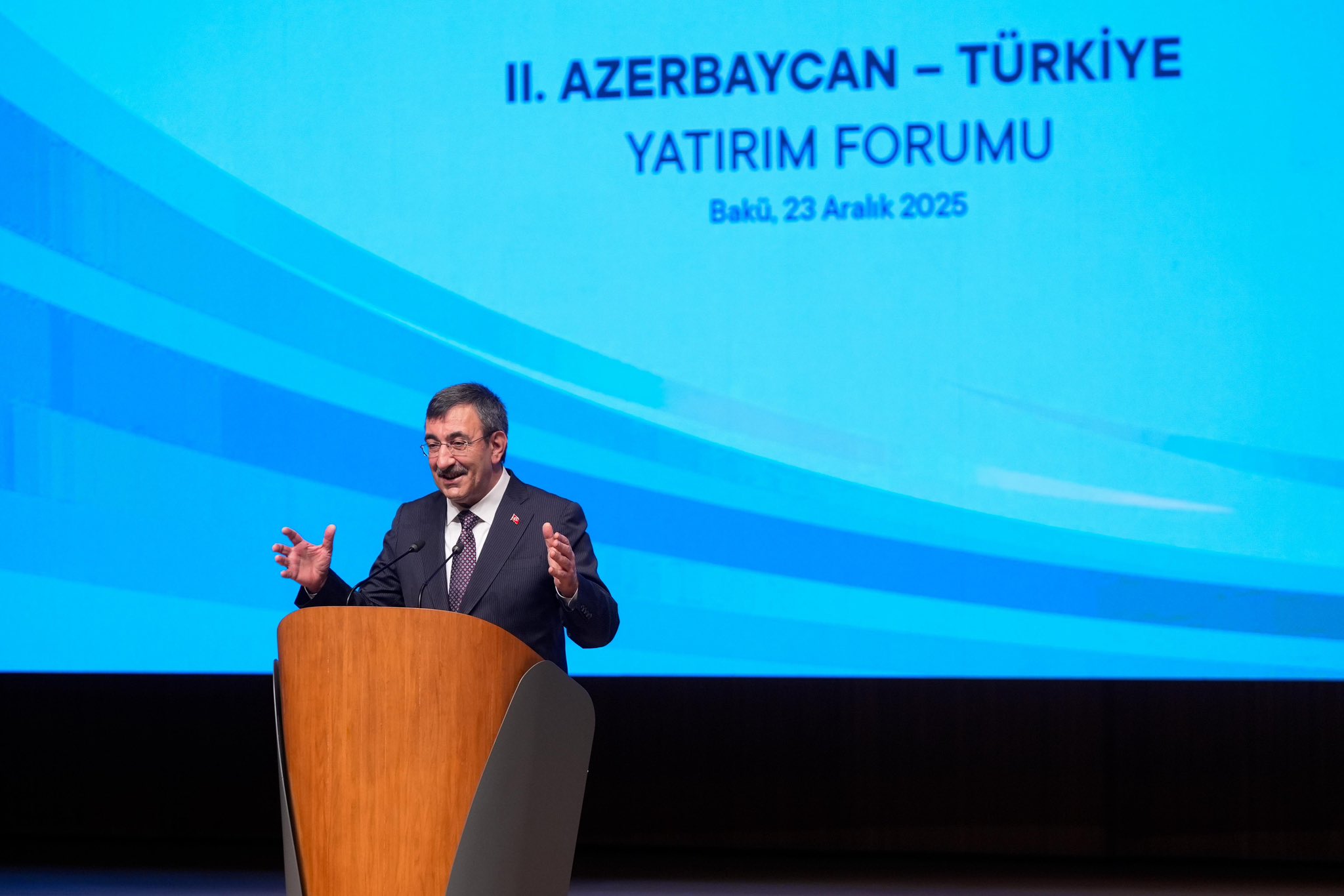 Cevdet Yılmaz Azerbaycan (1)