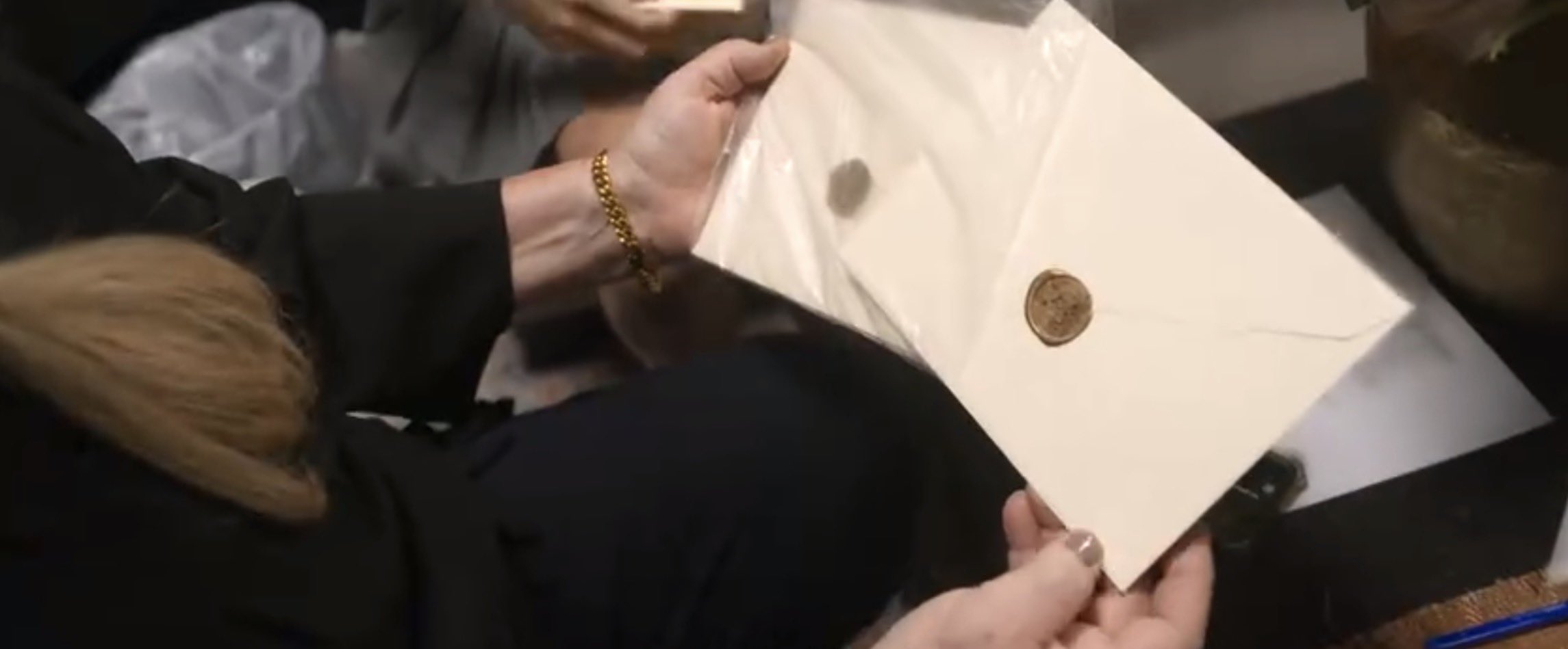 G7 Cs Vq W U Acquk I