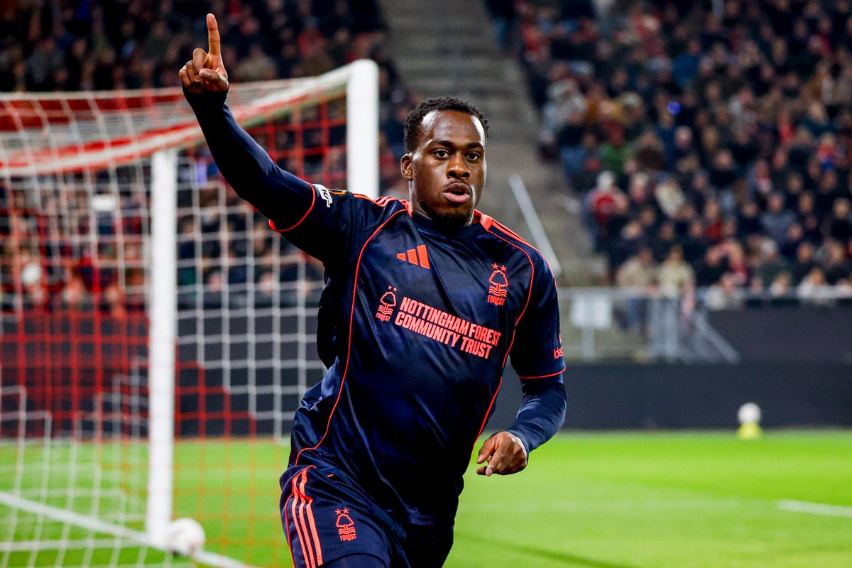 G9 M102 W X U A A Dtf P