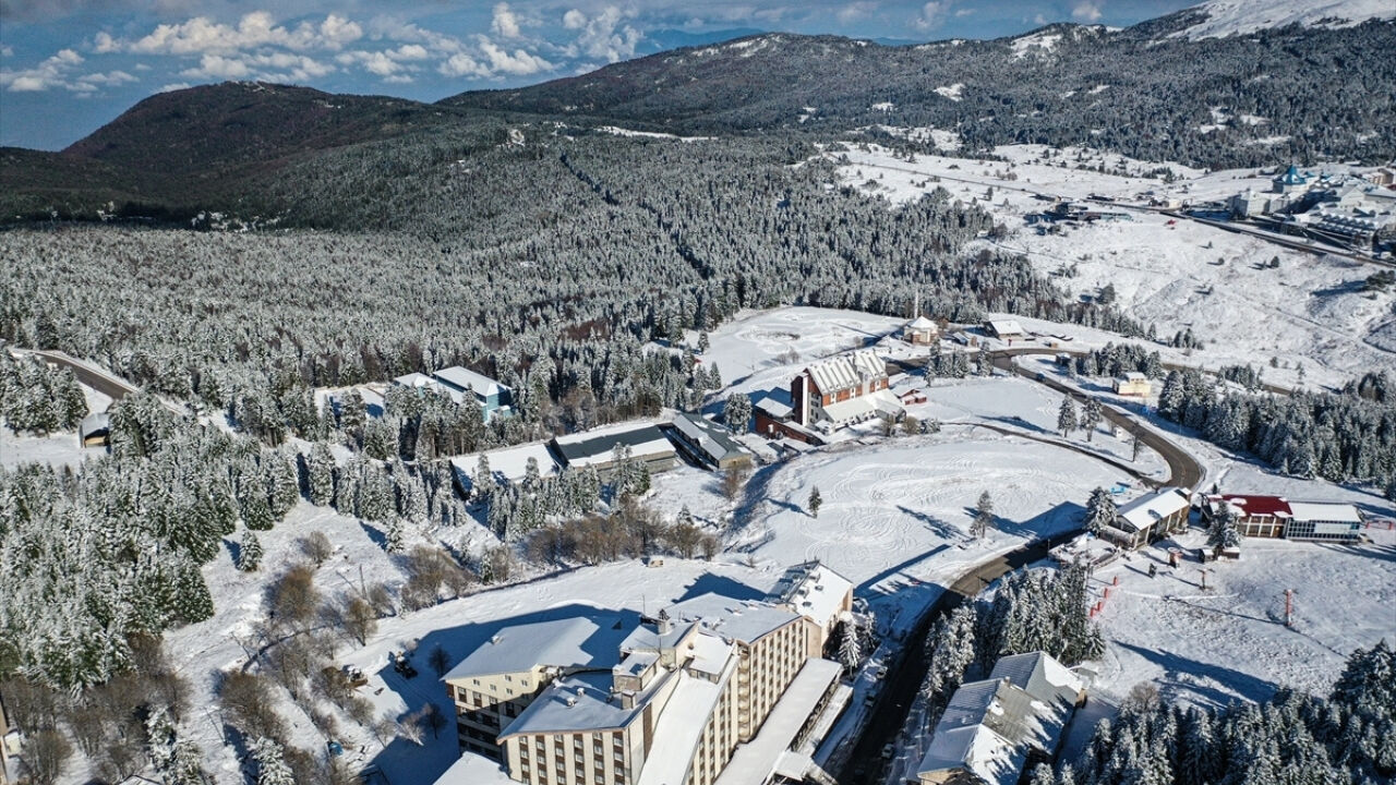 Uludağ'da kar hareketliliği