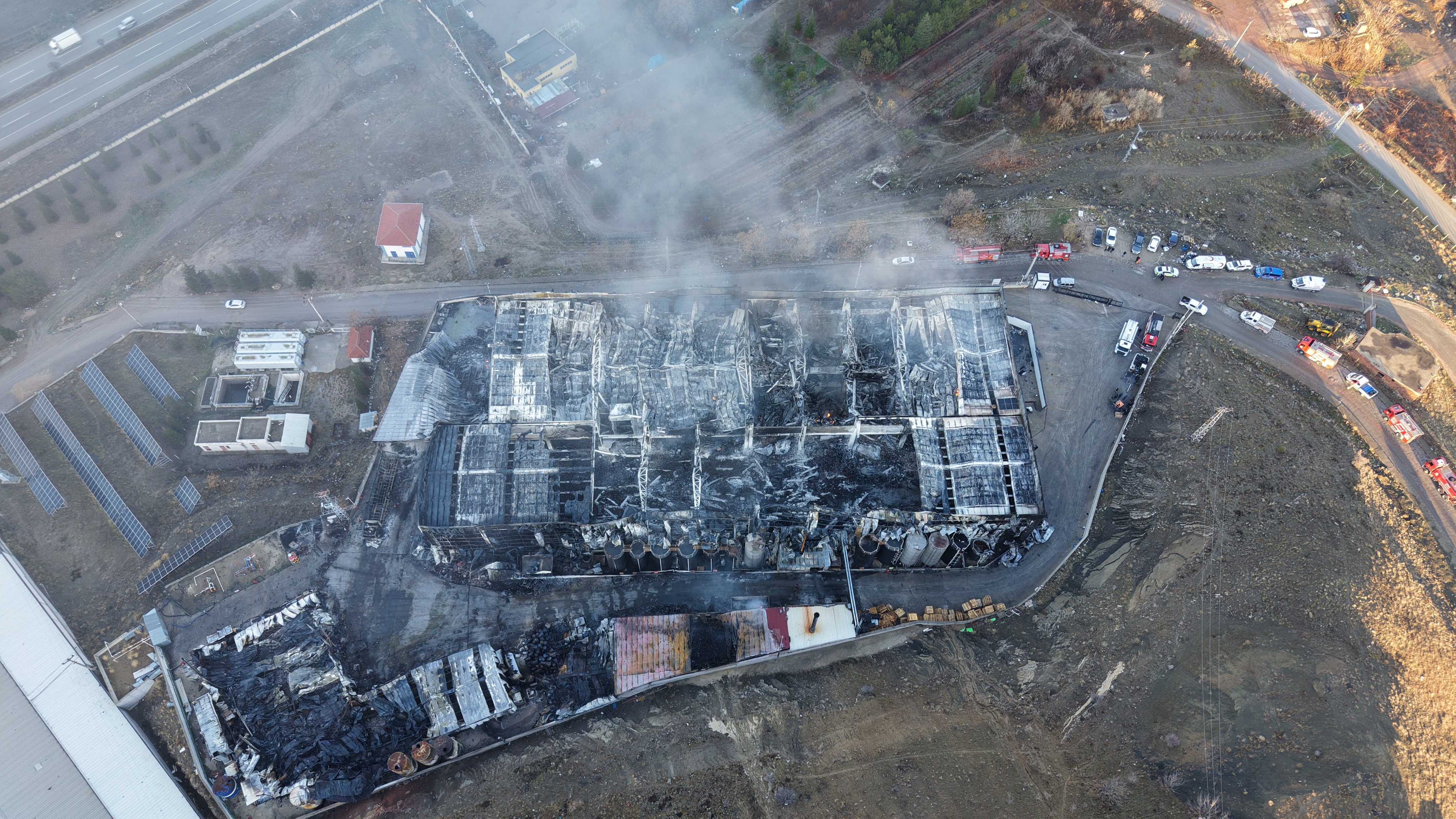 Kirikkalede Yanan Fabrikanin Son Hali 1