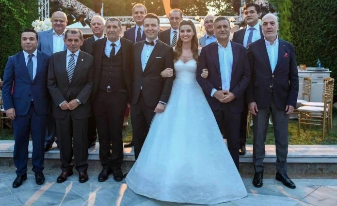 M E H M E T A K İ F E R S O Y D Ü Ğ Ü N656