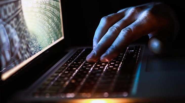 Siber Dolandırıcılı