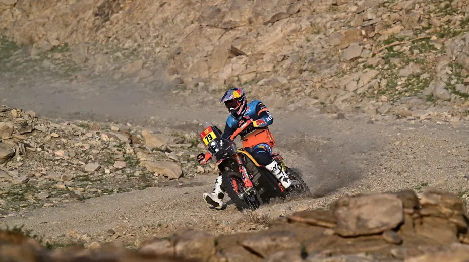 000 89 K J43 Z 945052