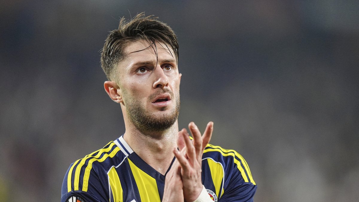 1200X675 Fenerbahcede Ismail Yuksek Karari Takimdan Ayrilacak Mi 1767856270495
