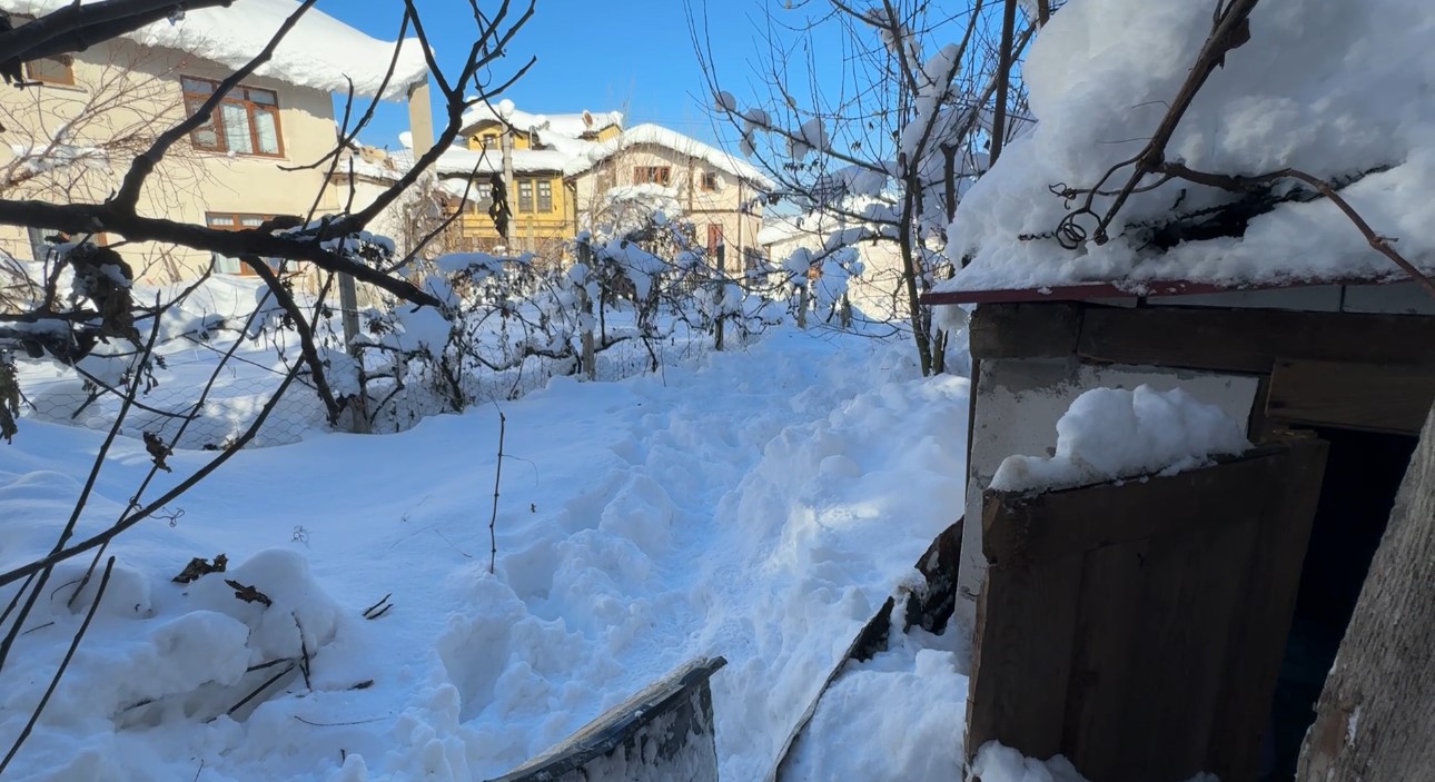 80 Y A Ş I N D A K İ K A D I N Ö L Ü B U L U N D U22