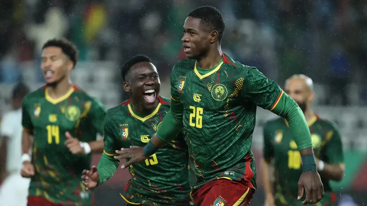8I B M Kamerun Afrika Uluslar Kupasinda Guney Afrikayi Eleyerek Ceyrek Finale Yukseldi