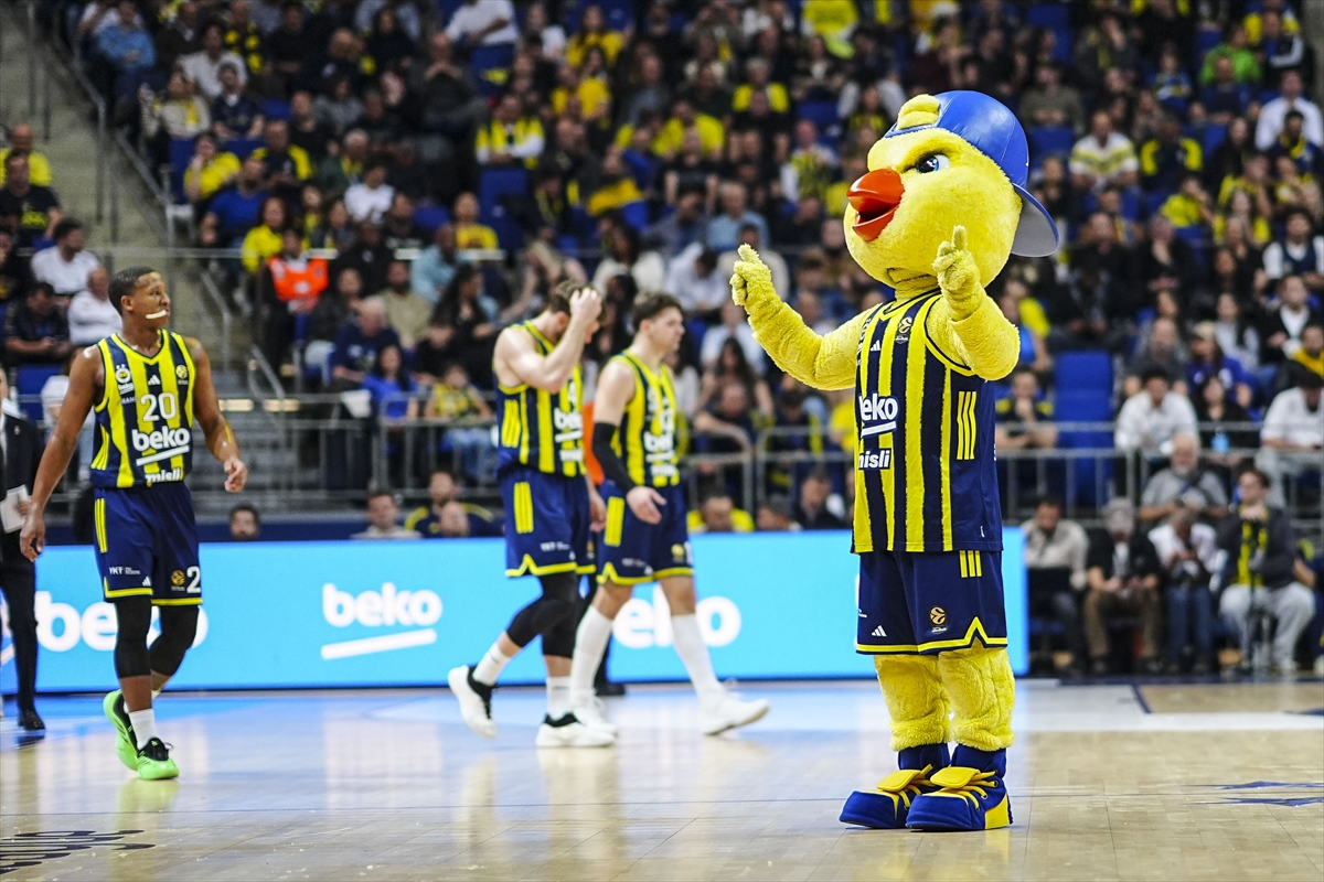 A A 20251223 40058741 40058735 F E N E R B A H C E B E K O B A R C E L O N A