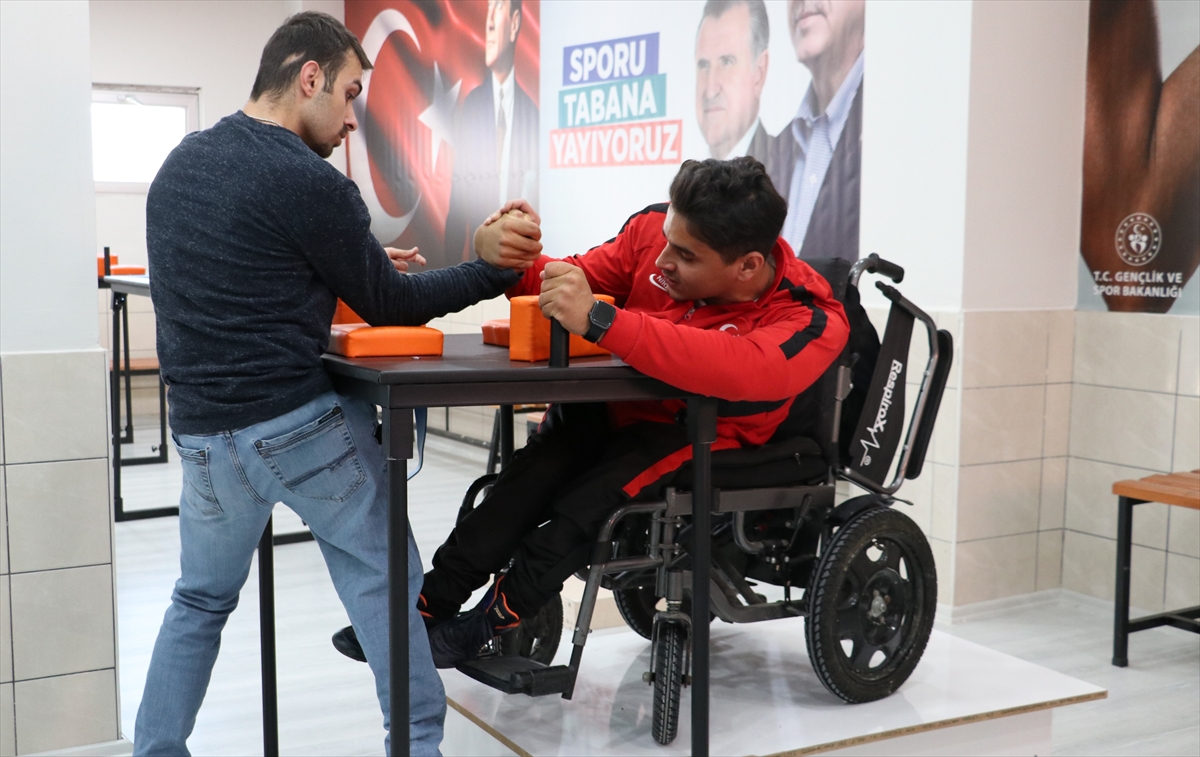 A A 20260101 40132480 40132477 E N G E L I N I B I L E K G U R E S I Y L E A S A N D O G A N M I L L I F O R M A Y I H E D E F L I Y O R