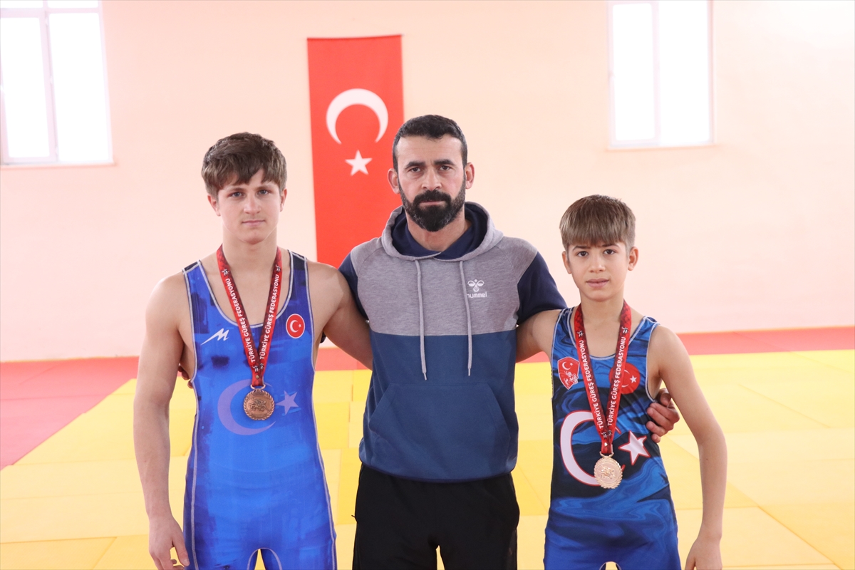 A A 20260118 40288170 40288163 B A L K A N S A M P I Y O N U A G A B E Y R O L M O D E L O L D U 3 K A R D E S I O N U N I Z I N D E N B A S A R I Y A Y U R U Y O R