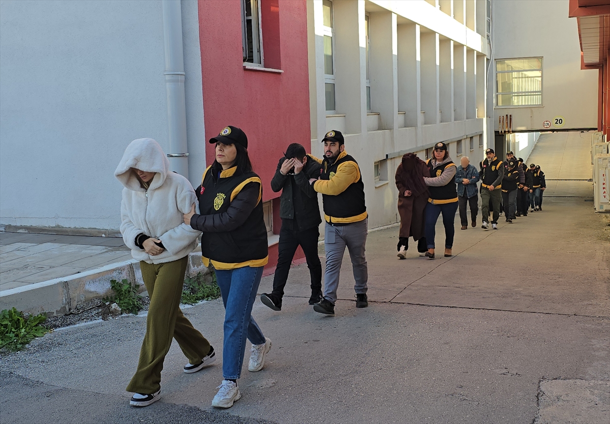 A A 20260120 40307037 40307033 A D A N A M E R K E Z L I F U H U S O P E R A S Y O N U N D A Y A K A L A N A N 14 Z A N L I T U T U K L A N D I