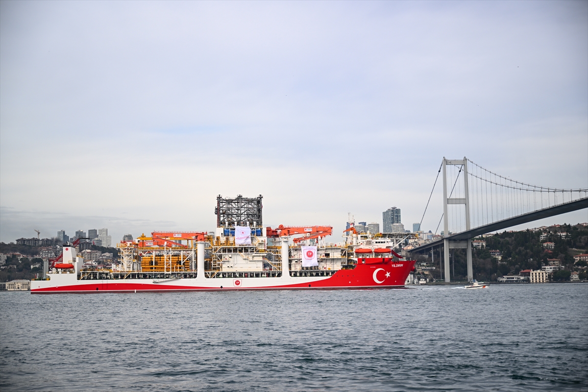 A A 20260126 40369267 40369265 D E R I N D E N I Z S O N D A J G E M I S I Y I L D I R I M I S T A N B U L B O G A Z I N D A N G E C T I